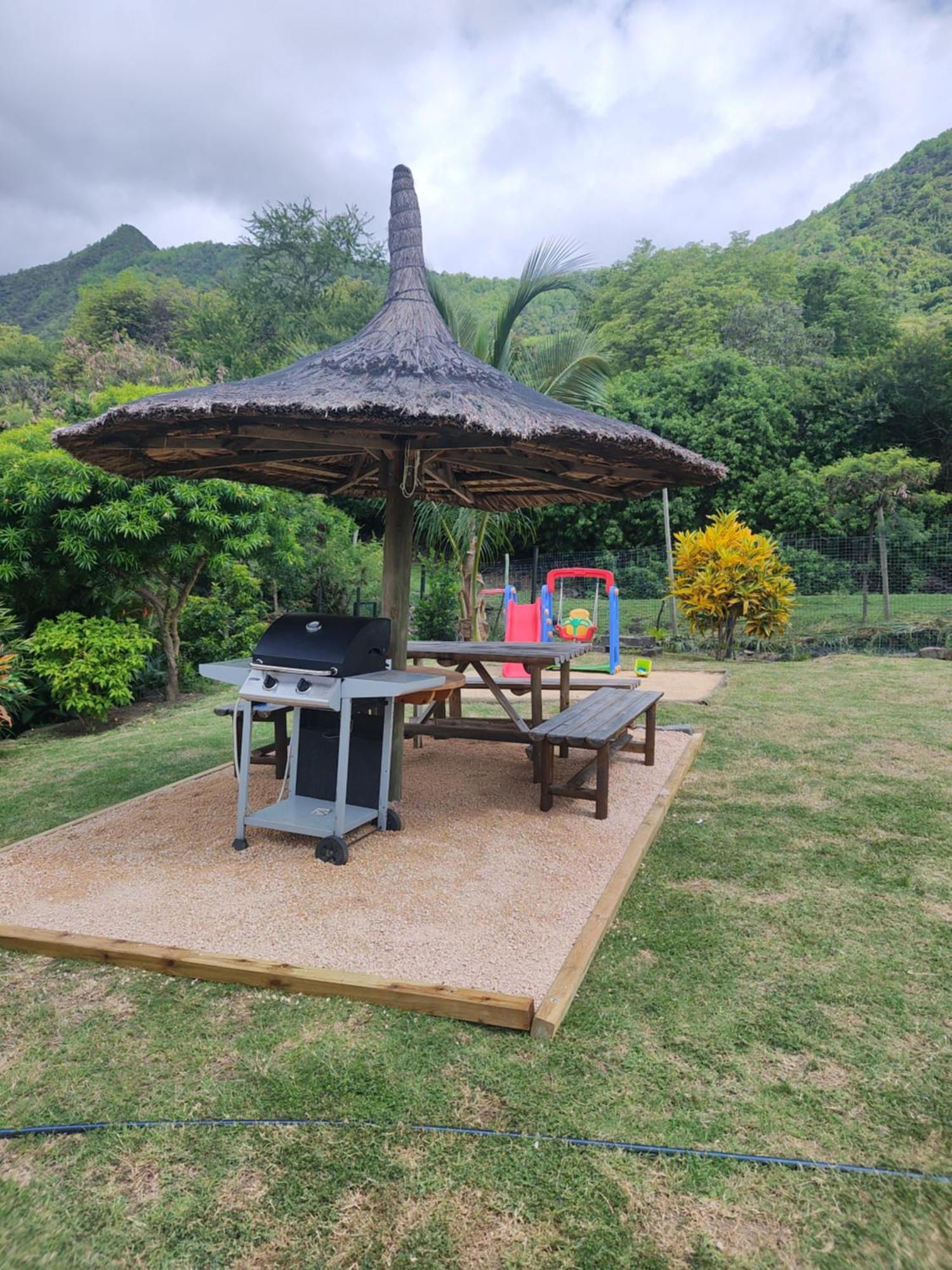 Laolabaone Villa La Gaulette Rum bild
